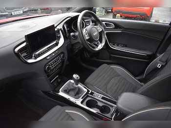 Used Kia XCeed 2024 for sale - 76646128: Photo