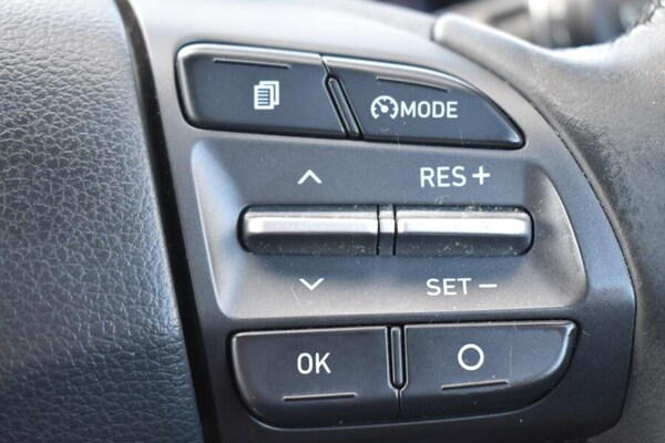 Used Hyundai KONA 2018 for sale - 76190035: Photo 32