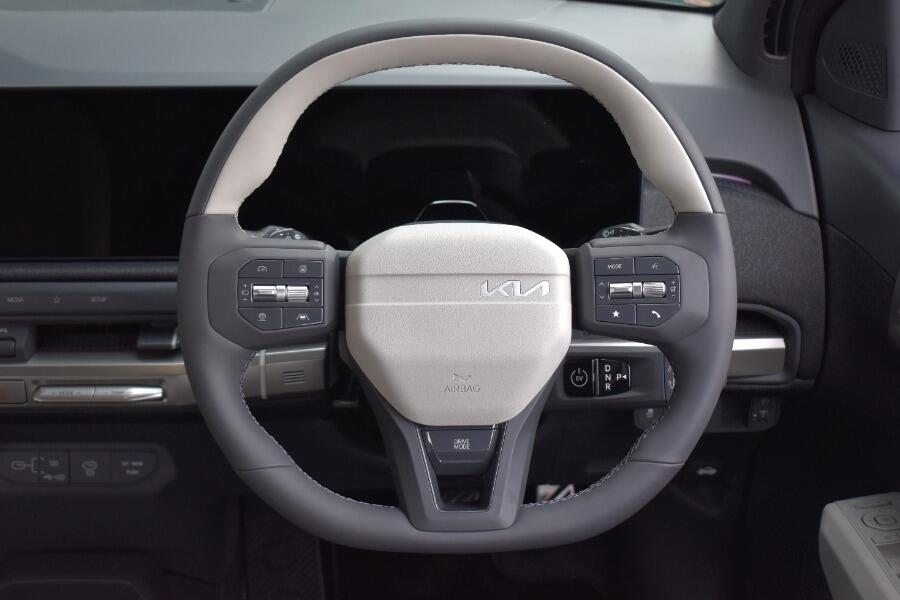 Used Kia EV3 2025 for sale - 76619630: Photo 11