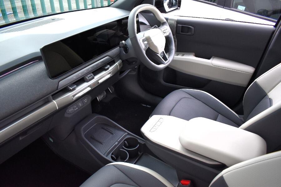 Used Kia EV3 2025 for sale - 76619630: Photo 2