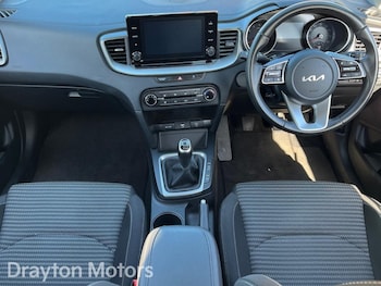 Used Kia Ceed 2024 for sale - 78362455: Photo