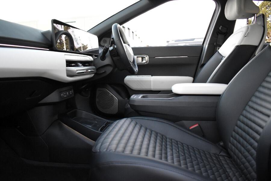 Used Kia EV4 2025 for sale - 77344237: Photo 2