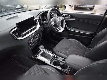 Used Kia XCeed 2020 for sale - 76215250: Photo 3
