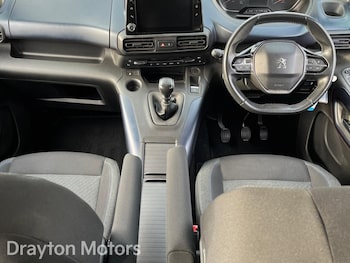 Used Peugeot Rifter 2019 for sale - 77575156: Photo