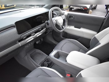 Used Kia EV3 2025 for sale - 77163225: Photo