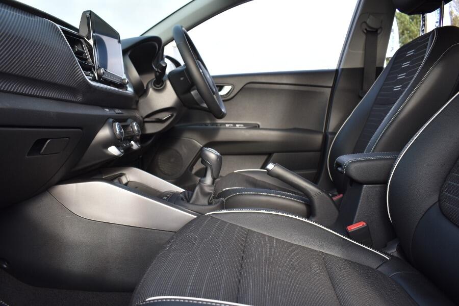 Used Kia Stonic 2025 for sale - 76689725: Photo 21