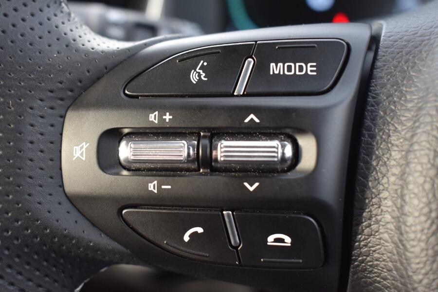 Used Kia Stonic 2025 for sale - 76689725: Photo 31