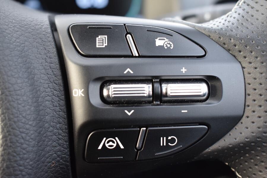 Used Kia Stonic 2025 for sale - 76689725: Photo 33