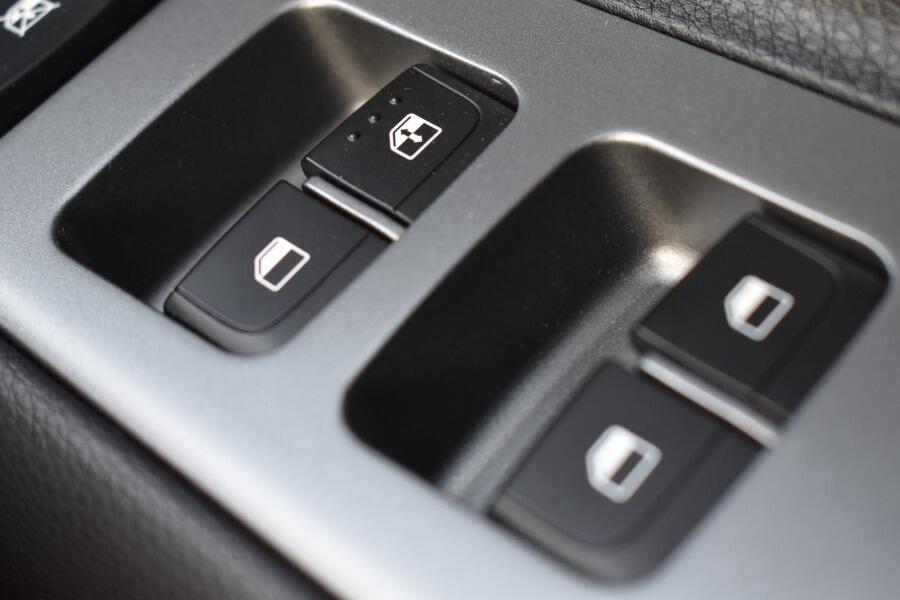 Used Kia Stonic 2025 for sale - 76689725: Photo 36