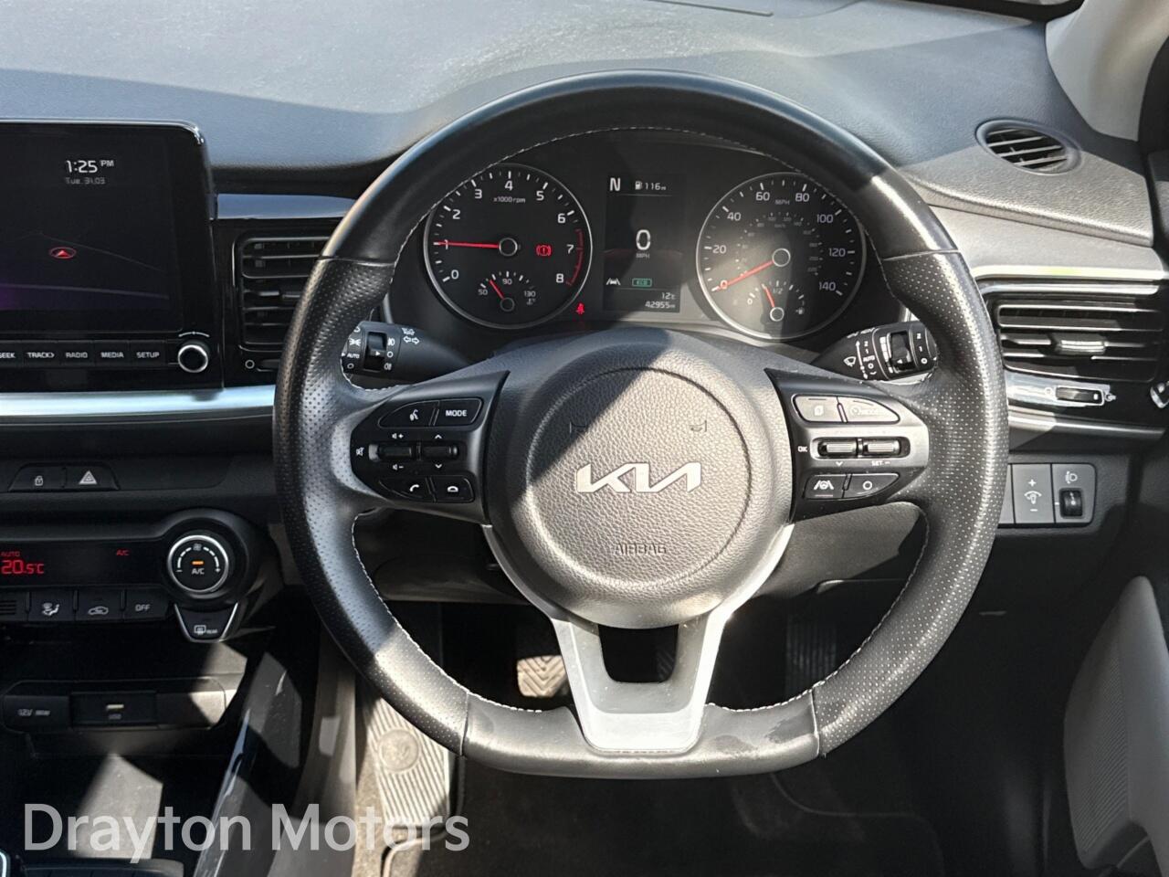 Used Kia Stonic for sale - 78086751: Photo 16