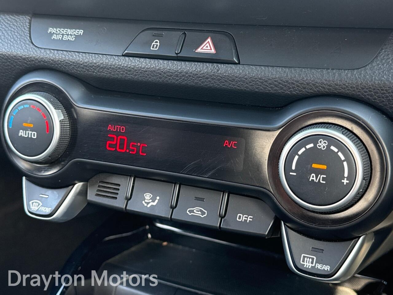 Used Kia Stonic for sale - 78086751: Photo 25