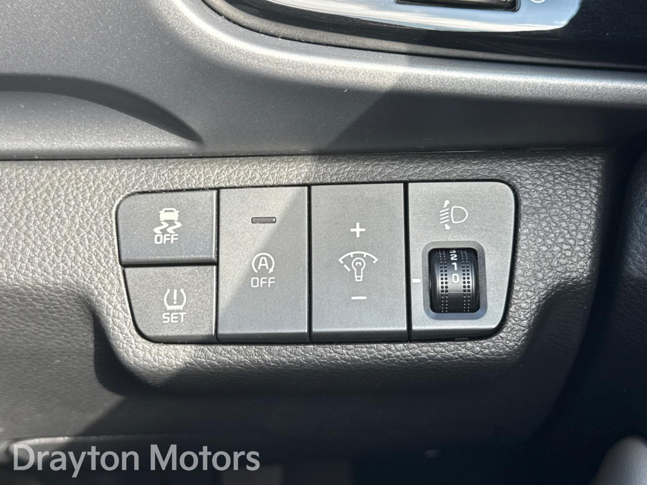 Used Kia Stonic for sale - 78086751: Photo 27