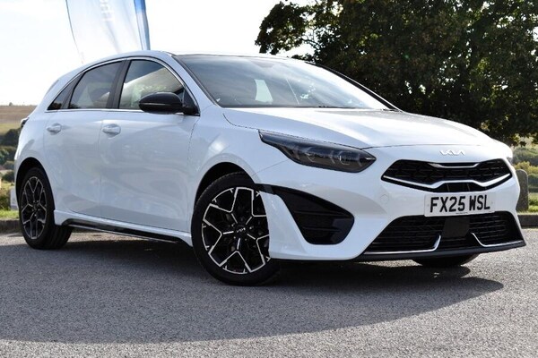 Used Kia Ceed 2025 for sale - 76012834: Photo 1