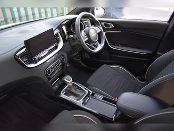 Used Kia Ceed 2025 for sale - 76012834: Photo 3