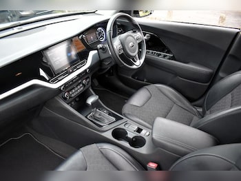 Used Kia Niro 2020 for sale - 76259902: Photo 2