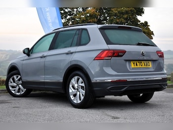 Used Volkswagen Tiguan 2021 for sale - 76152080: Photo 4