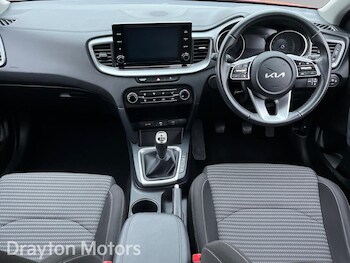 Used Kia Ceed 2023 for sale - 77358868: Photo