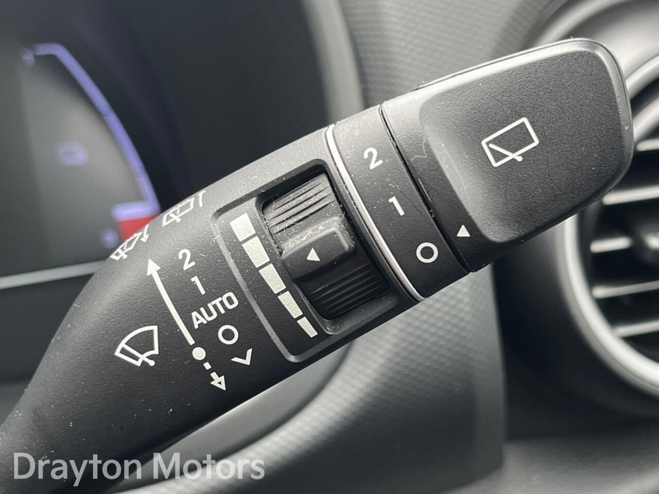 Used Hyundai KONA 2020 for sale - 77612336: Photo 32