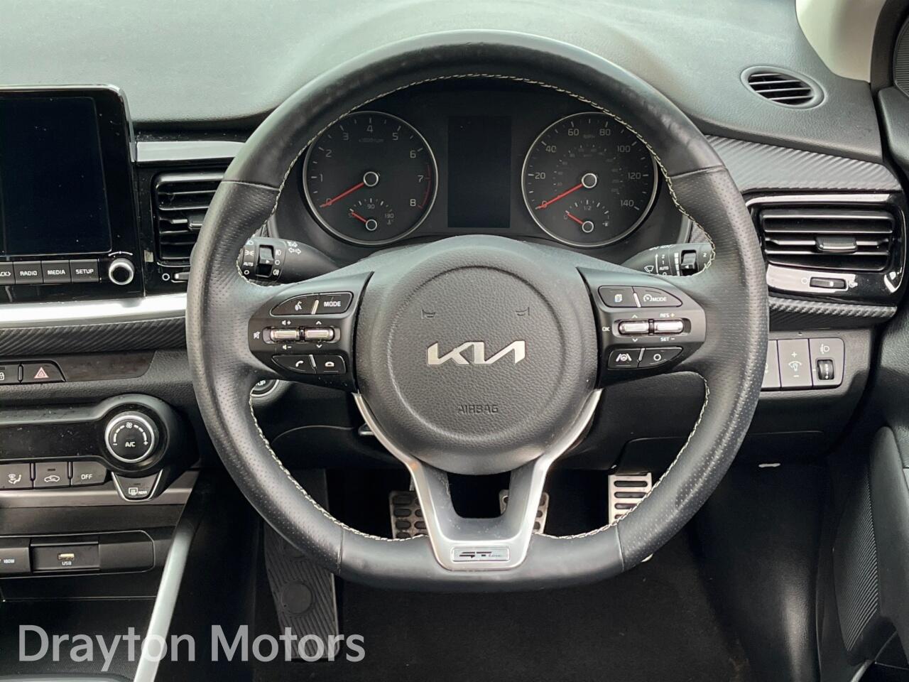 Used Kia Stonic 2023 for sale - 78157394: Photo 15