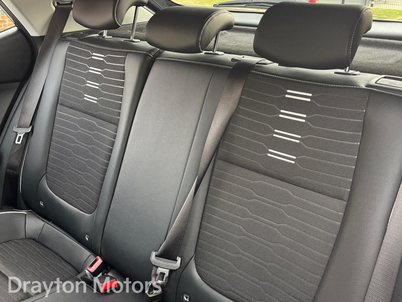 Used Kia Stonic 2023 for sale - 78157394: Photo 32