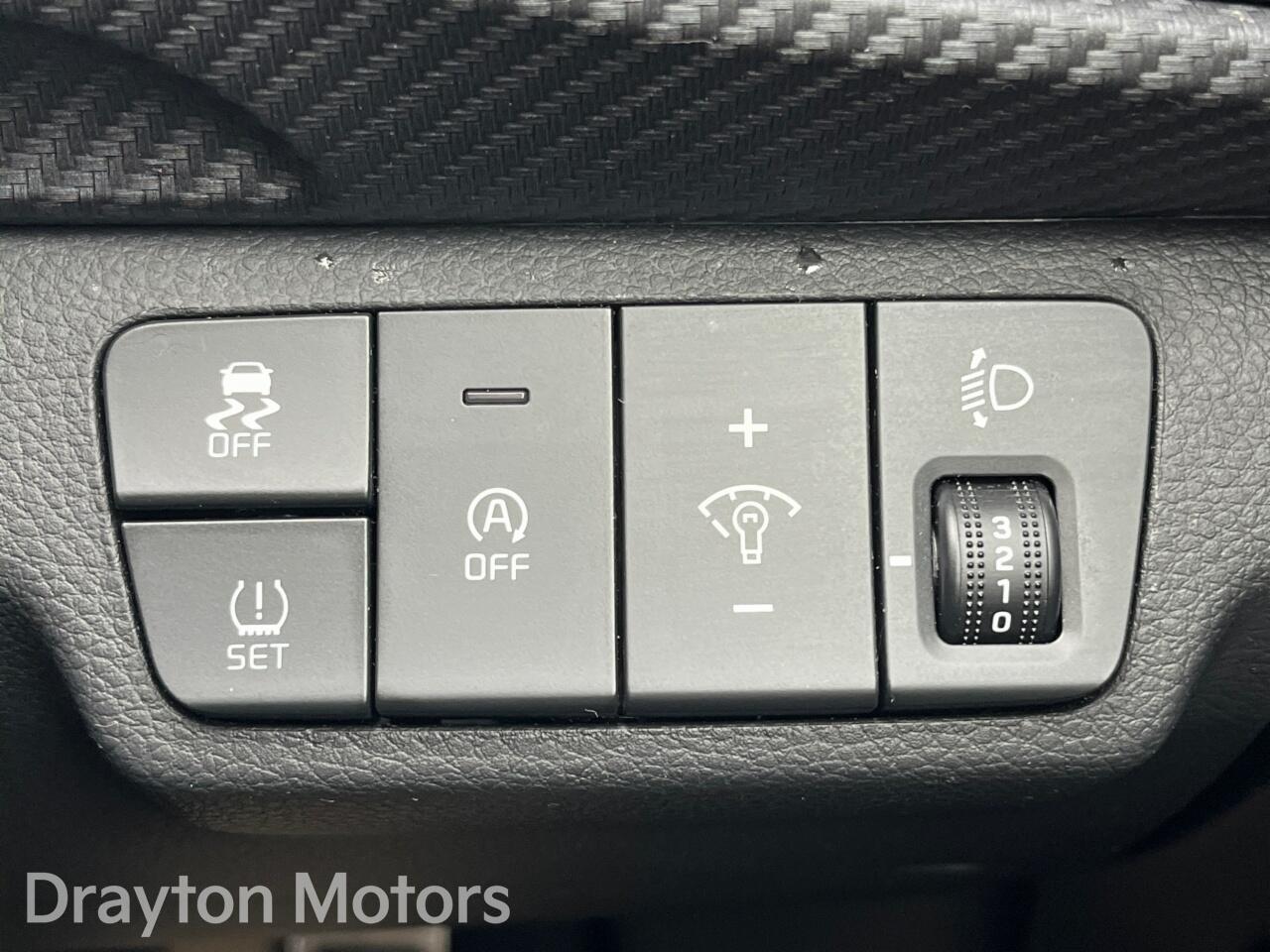 Used Kia Stonic 2023 for sale - 78157394: Photo 35