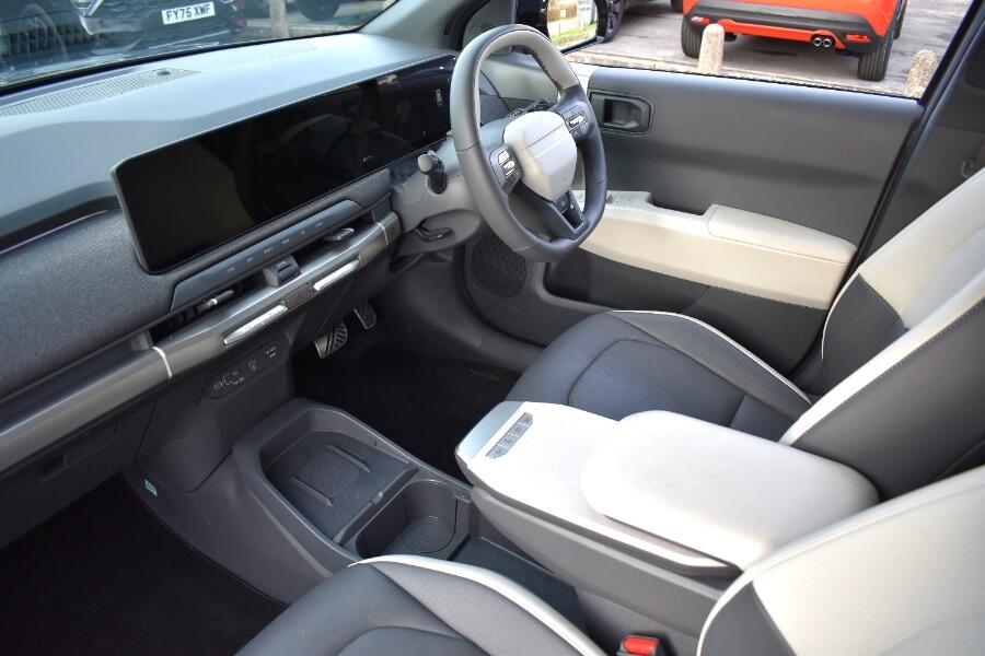 Used Kia EV3 2025 for sale - 76752759: Photo 2