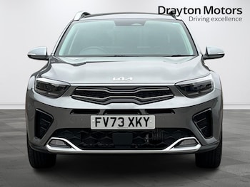 Used Kia Stonic 2023 for sale - 79168853: Photo