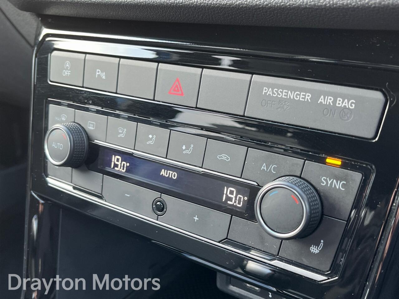 Used Volkswagen T-Cross 2020 for sale - 77343815: Photo 24