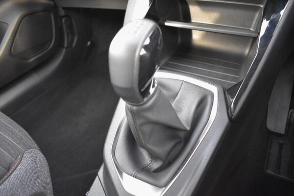 Used Peugeot 208 for sale - 76152194: Photo 27
