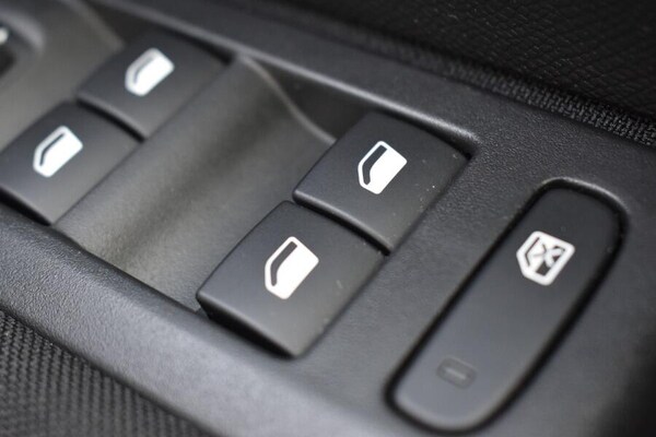 Used Peugeot 208 for sale - 76152194: Photo 33