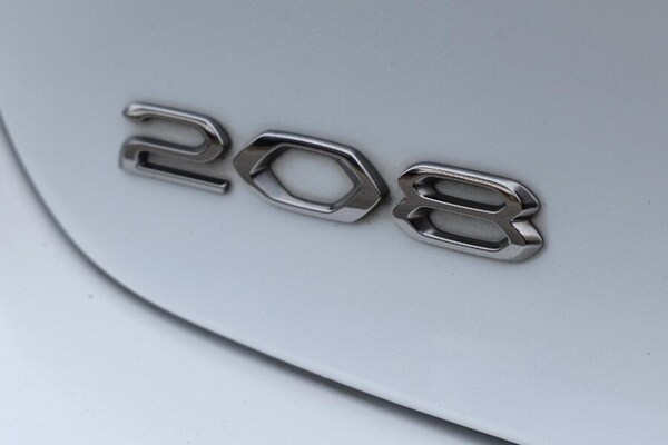 Used Peugeot 208 for sale - 76152194: Photo 35