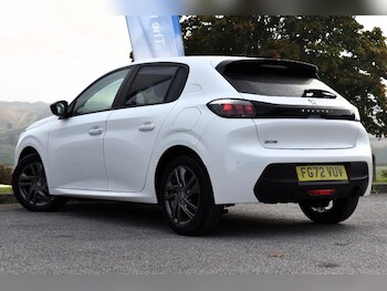 Used Peugeot 208 2022 for sale - 76152194: Photo