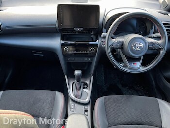 Used Toyota Yaris Cross 2024 for sale - 77573960: Photo