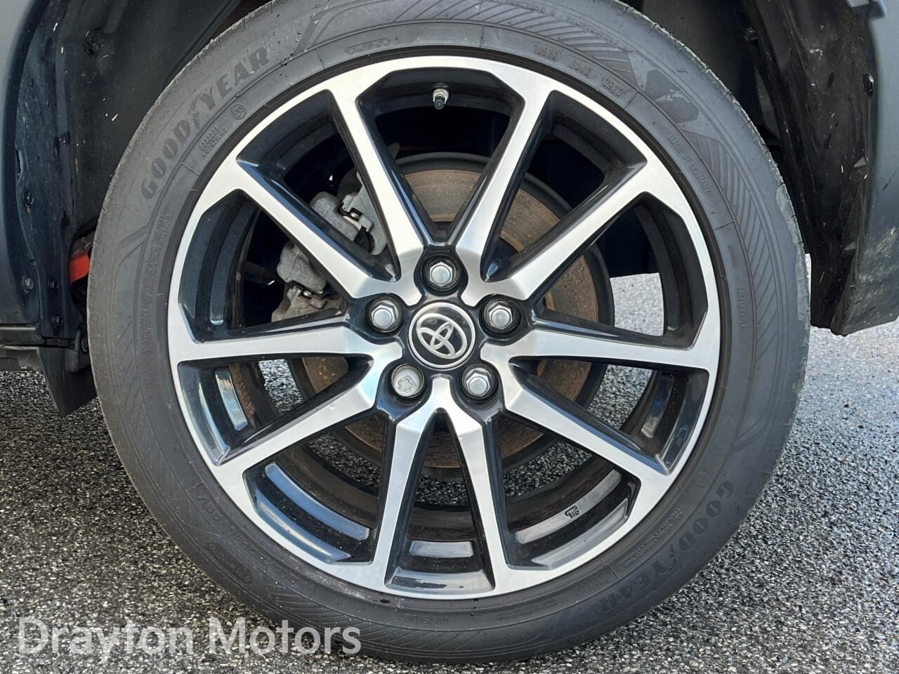 Used Toyota Yaris Cross 2024 for sale - 77573960: Photo 35