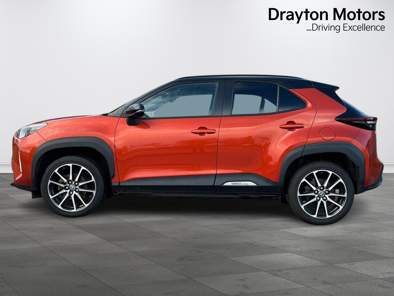 Used Toyota Yaris Cross 2024 for sale - 77573960: Photo 6