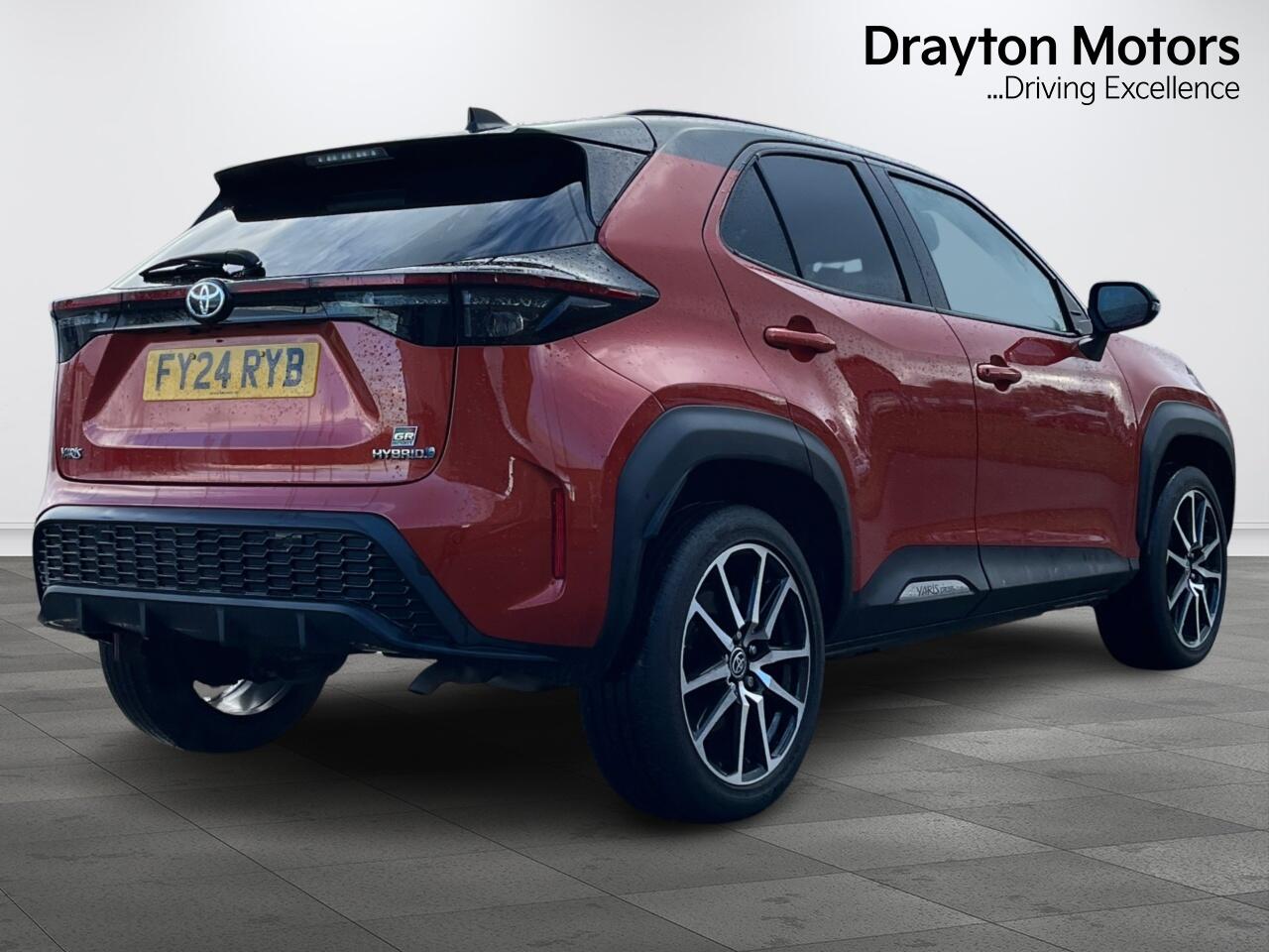 Used Toyota Yaris Cross 2024 for sale - 77573960: Photo 7