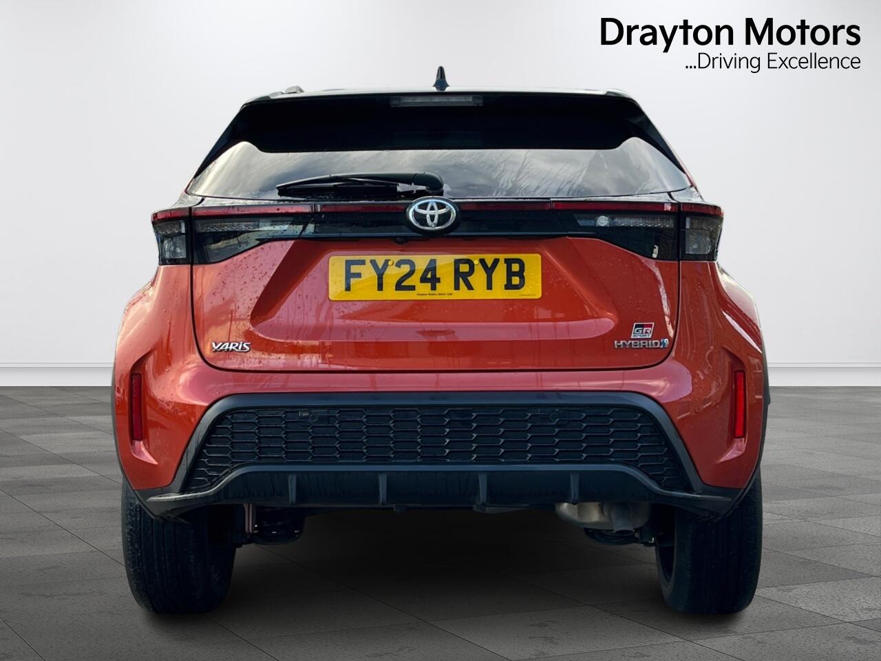 Used Toyota Yaris Cross 2024 for sale - 77573960: Photo 8