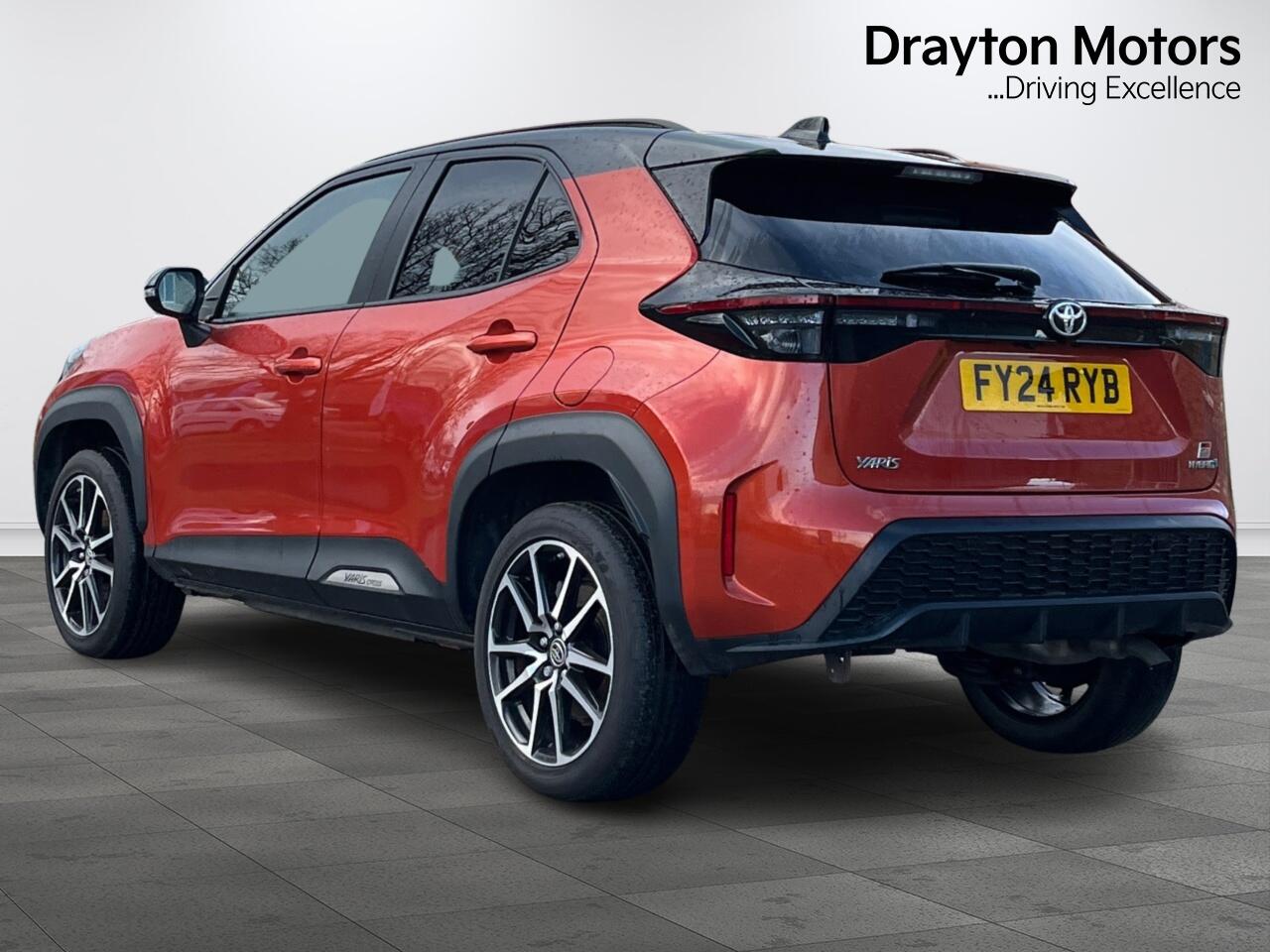 Used Toyota Yaris Cross 2024 for sale - 77573960: Photo 9