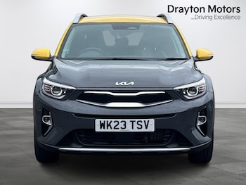 Used Kia Stonic 2023 for sale - 78752721: Photo