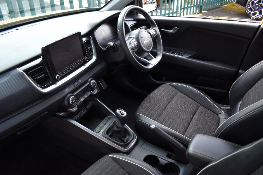 Used Kia Stonic 2024 for sale - 75781341: Photo 3