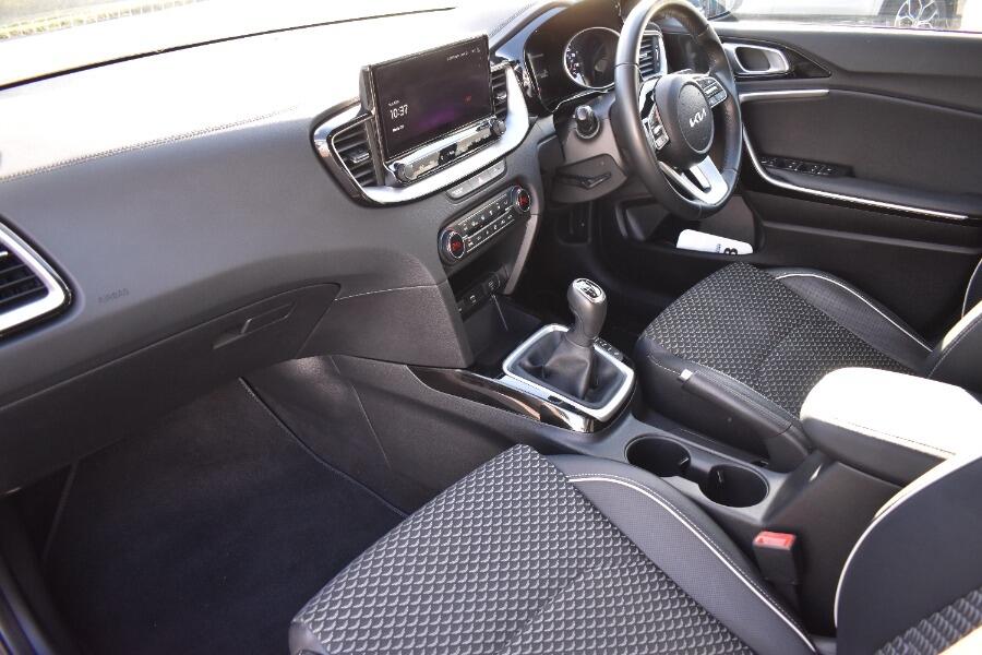 Used Kia Ceed 2022 for sale - 76409515: Photo 2