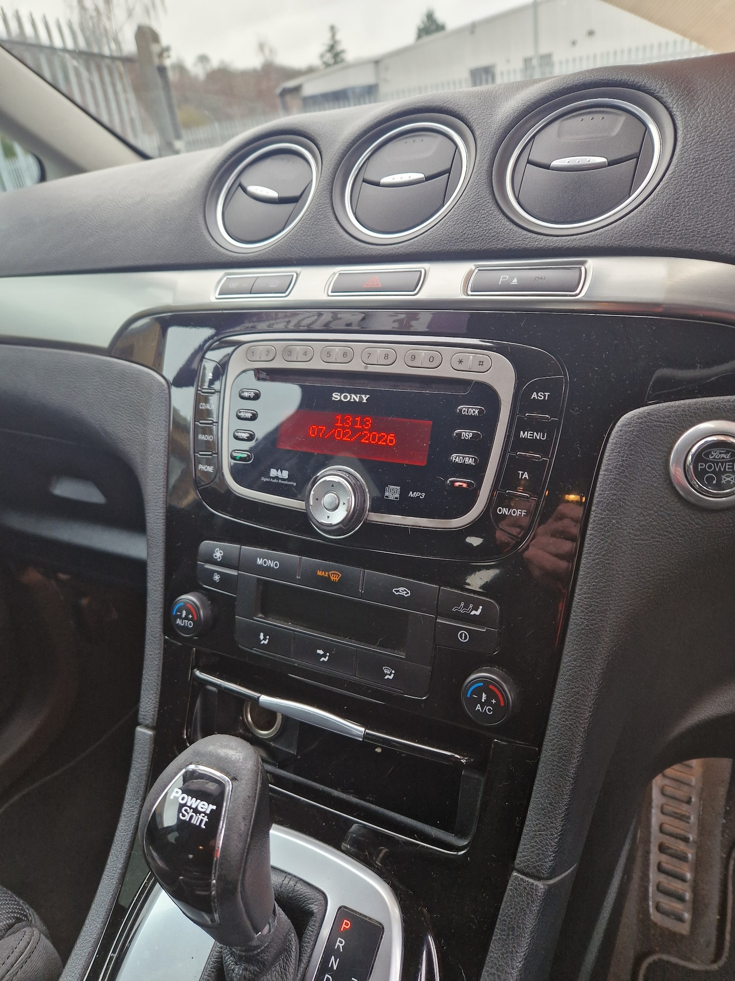 Used Ford Galaxy 2013 for sale - 77490426: Photo 11