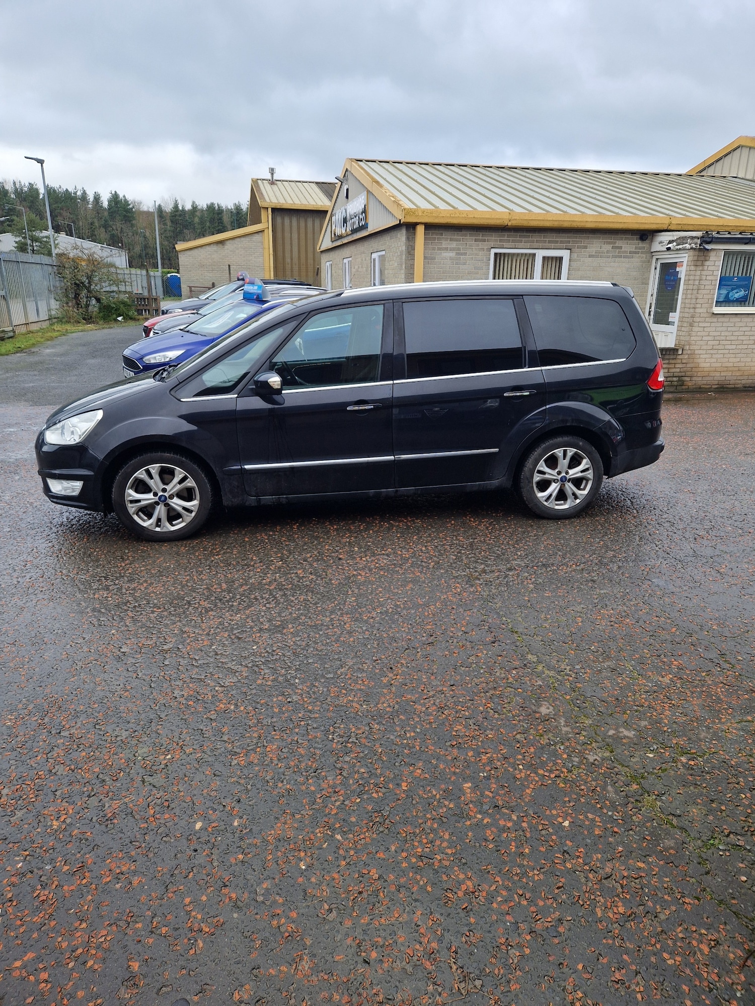 Used Ford Galaxy 2013 for sale - 77490426: Photo 3
