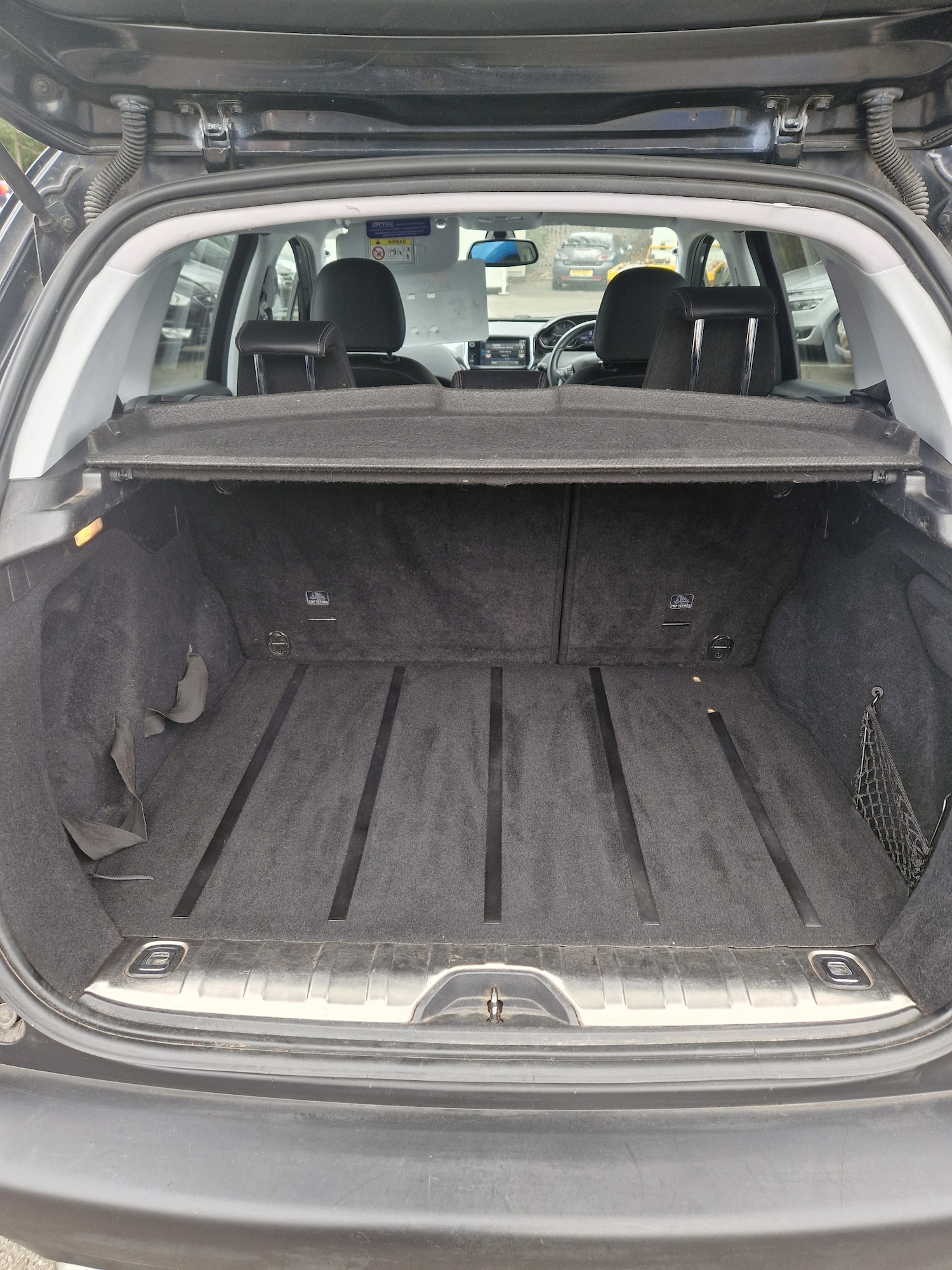 Used Peugeot 2008 2016 for sale - 78149730: Photo 8