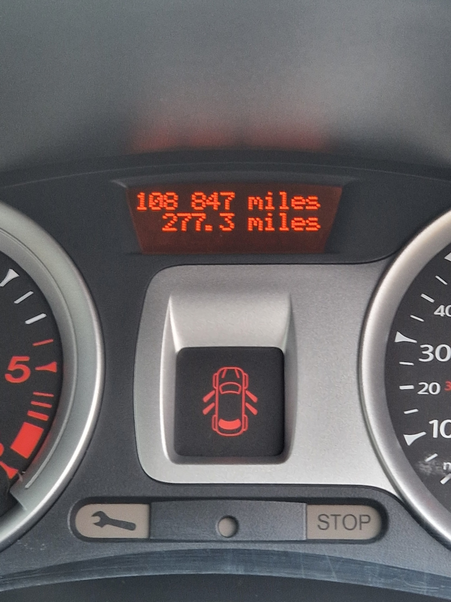 Used Renault Clio 2011 for sale - 77491038: Photo 11