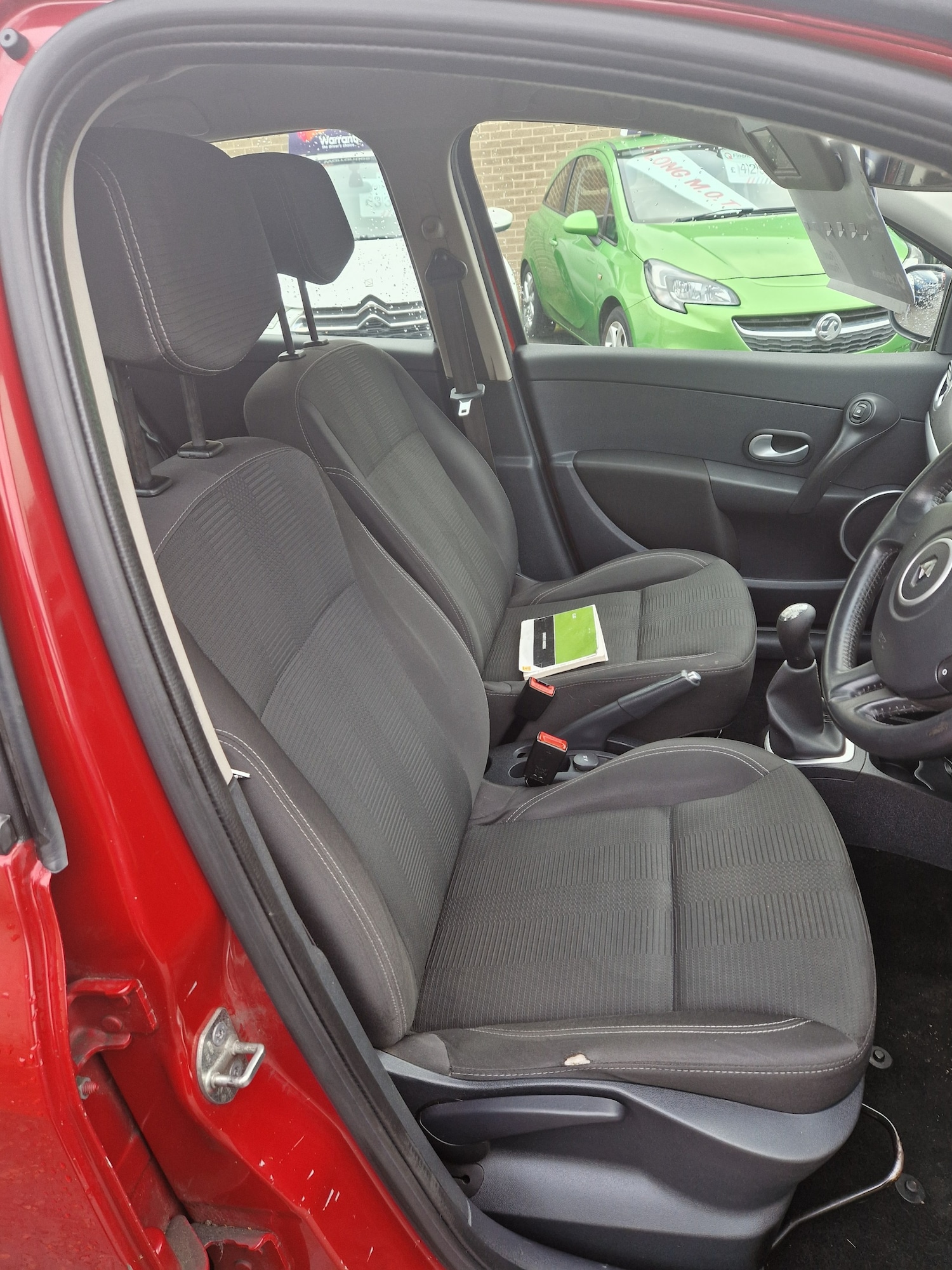 Used Renault Clio 2011 for sale - 77491038: Photo 9