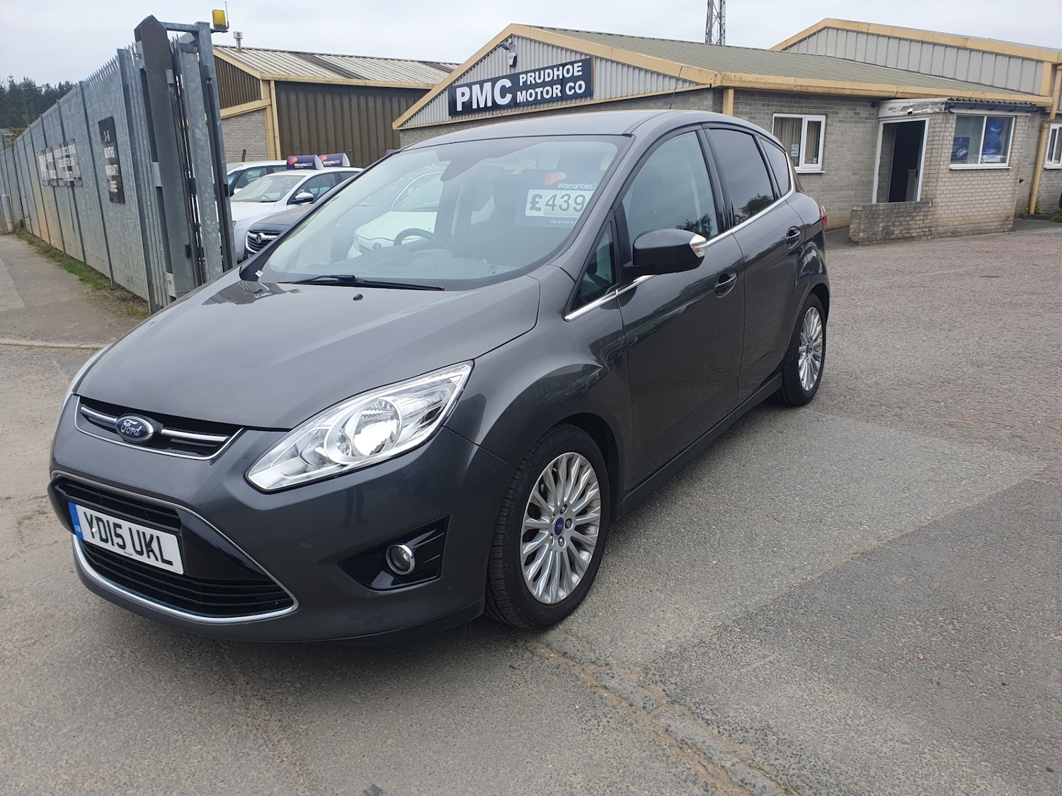 Used Ford C-Max 2015 for sale - 76352130: Photo 3