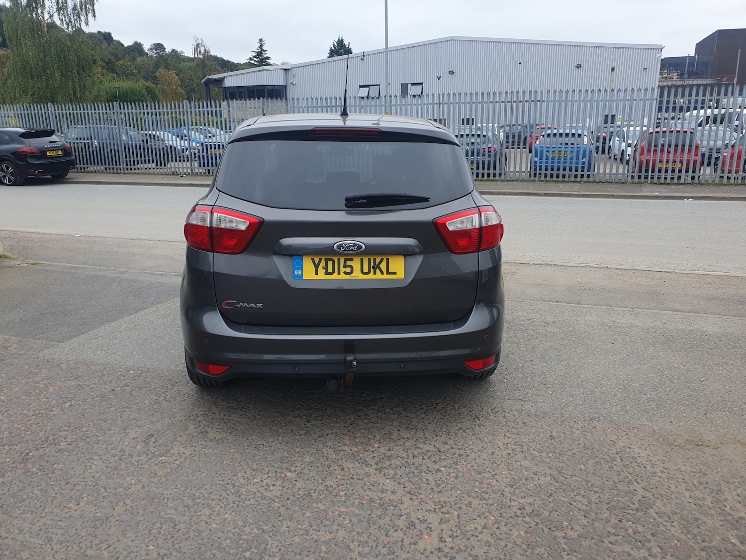 Used Ford C-Max 2015 for sale - 76352130: Photo 8