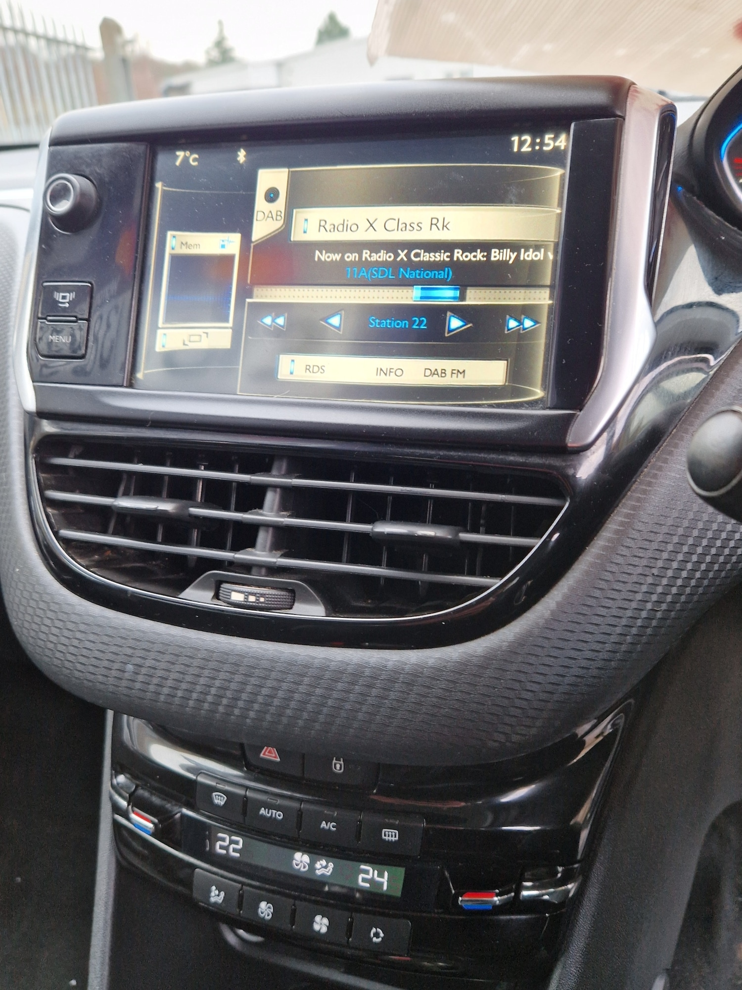 Used Peugeot 2008 2014 for sale - 77490775: Photo 9