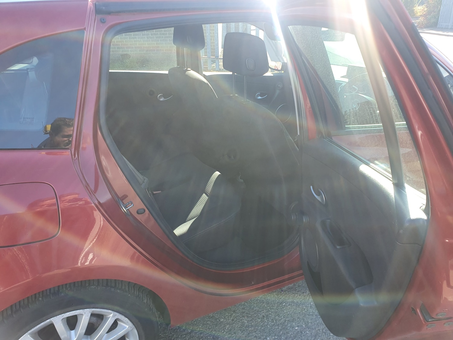 Used Renault Clio 2011 for sale - 76252452: Photo 10